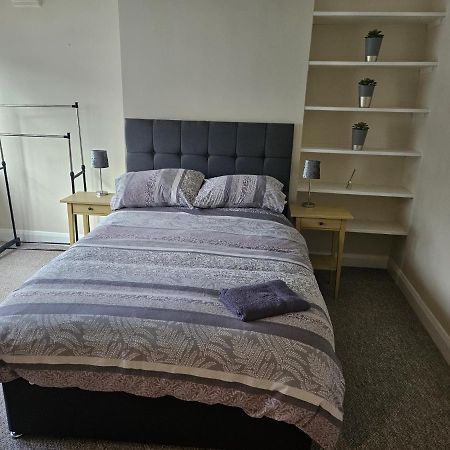 Leigh-On-Sea Retreat - 2 Bedroom Apartment ภายนอก รูปภาพ